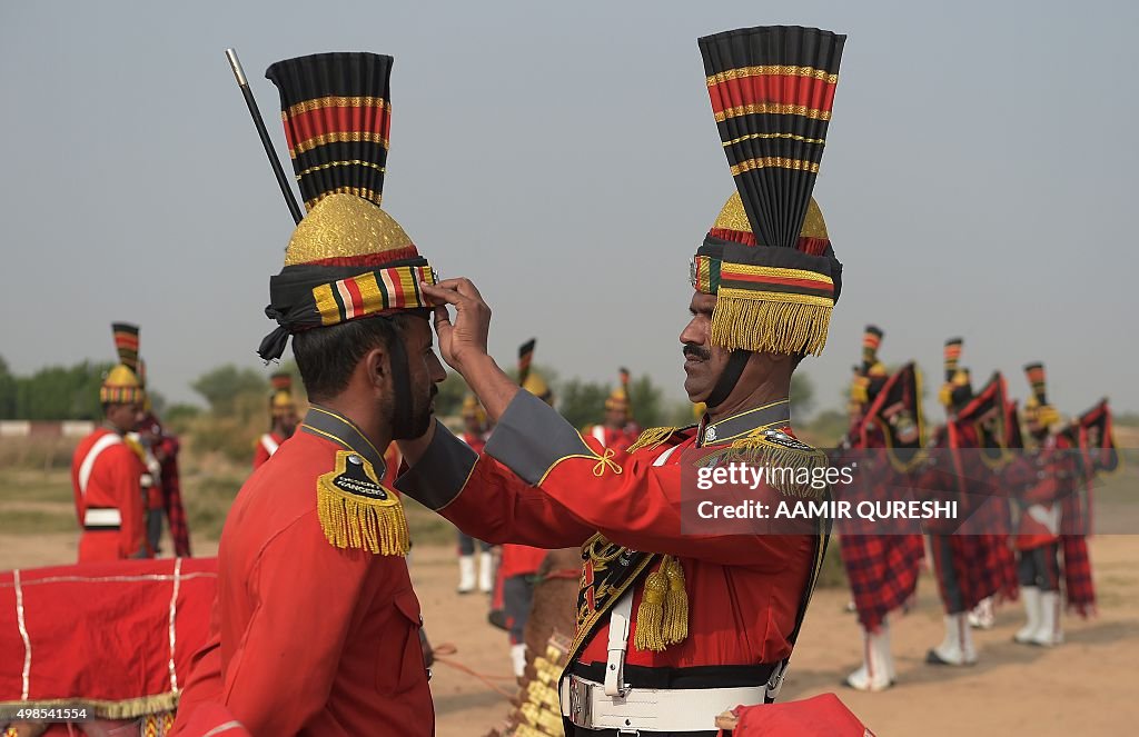 PAKISTAN-MILITARY-CAMELS