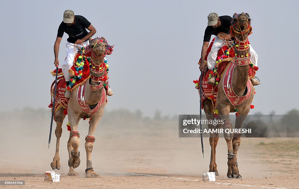 PAKISTAN-MILITARY-CAMELS