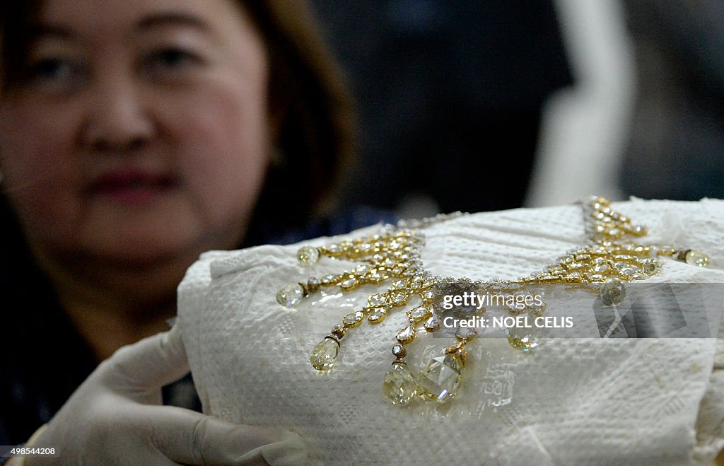 PHILIPPINES-MARCOS-POLITICS-CORRUPTION-CRIME-JEWELLERY