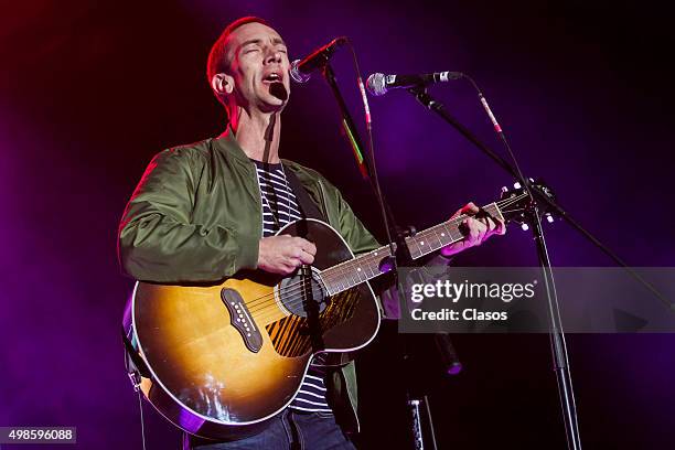 British singer Richard Ashcroft performs during first day of Corona Festival at Autódromo Hermanos Rodríguez on November 21, 2015 in Mexico City,...