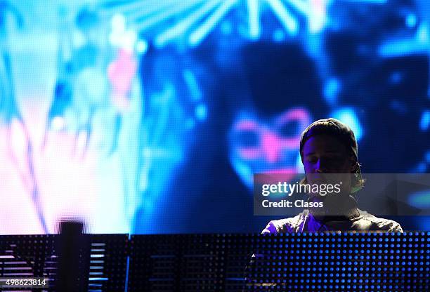 Norwegian DJ Kygo performs during first day of Corona Festival at Autódromo Hermanos Rodríguez on November 21, 2015 in Mexico City, Mexico.