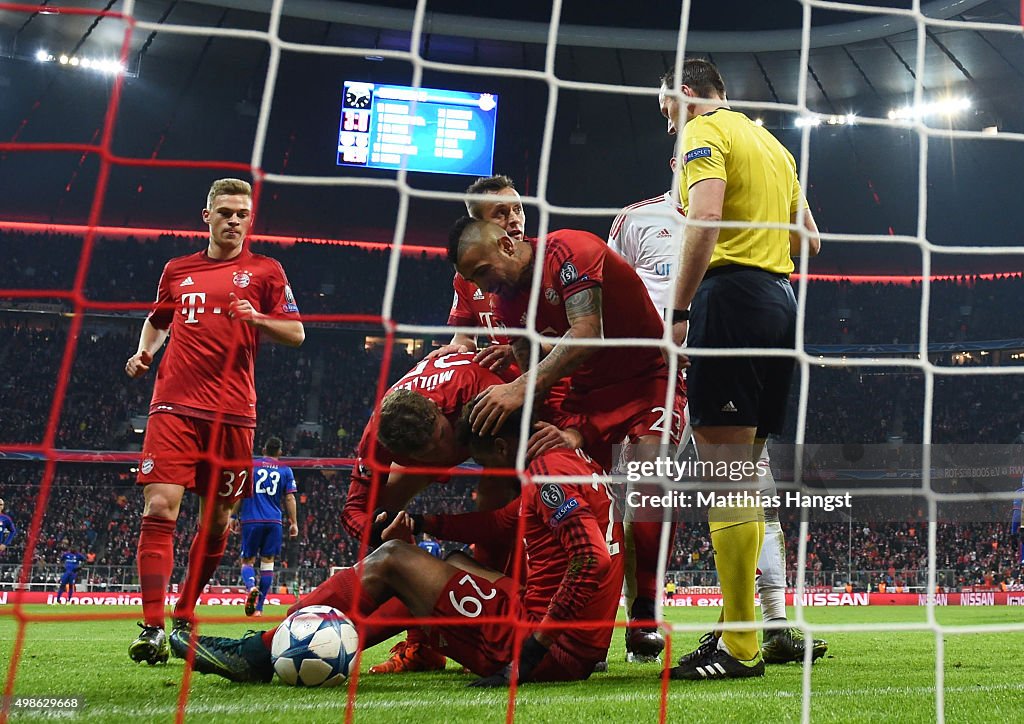 FC Bayern Munchen v Olympiacos FC - UEFA Champions League