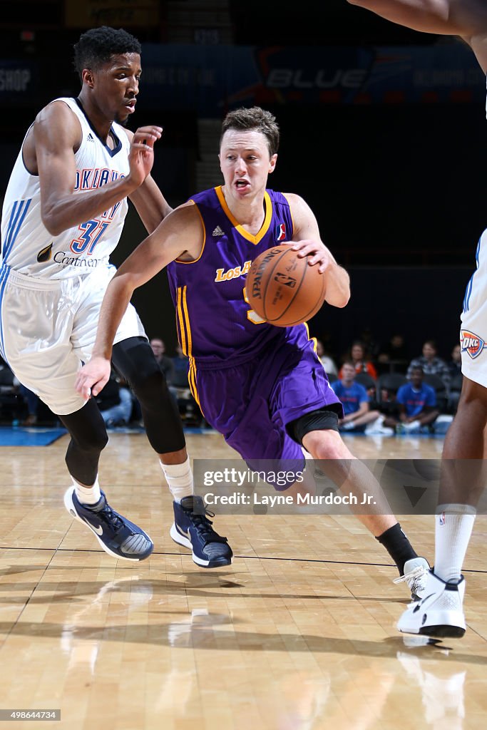 Los Angeles Defenders v Oklahoma City Blue