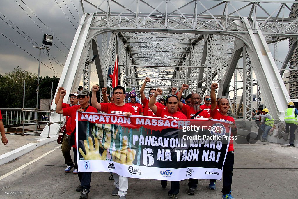 Media practitioners march from National Press Club to Dept.