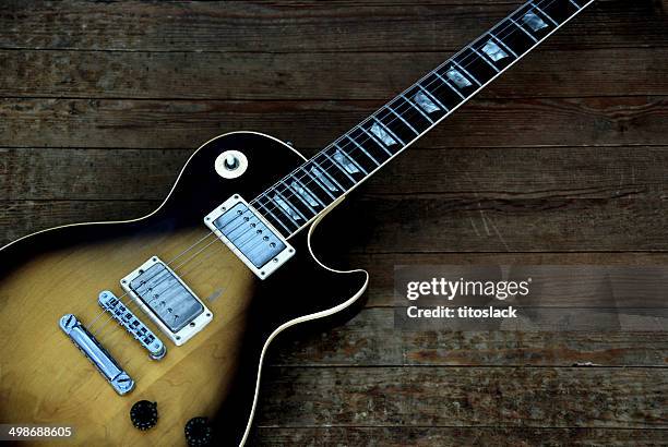 gibson les paul tabaco sunburst guitarra - gibson les paul fotografías e imágenes de stock