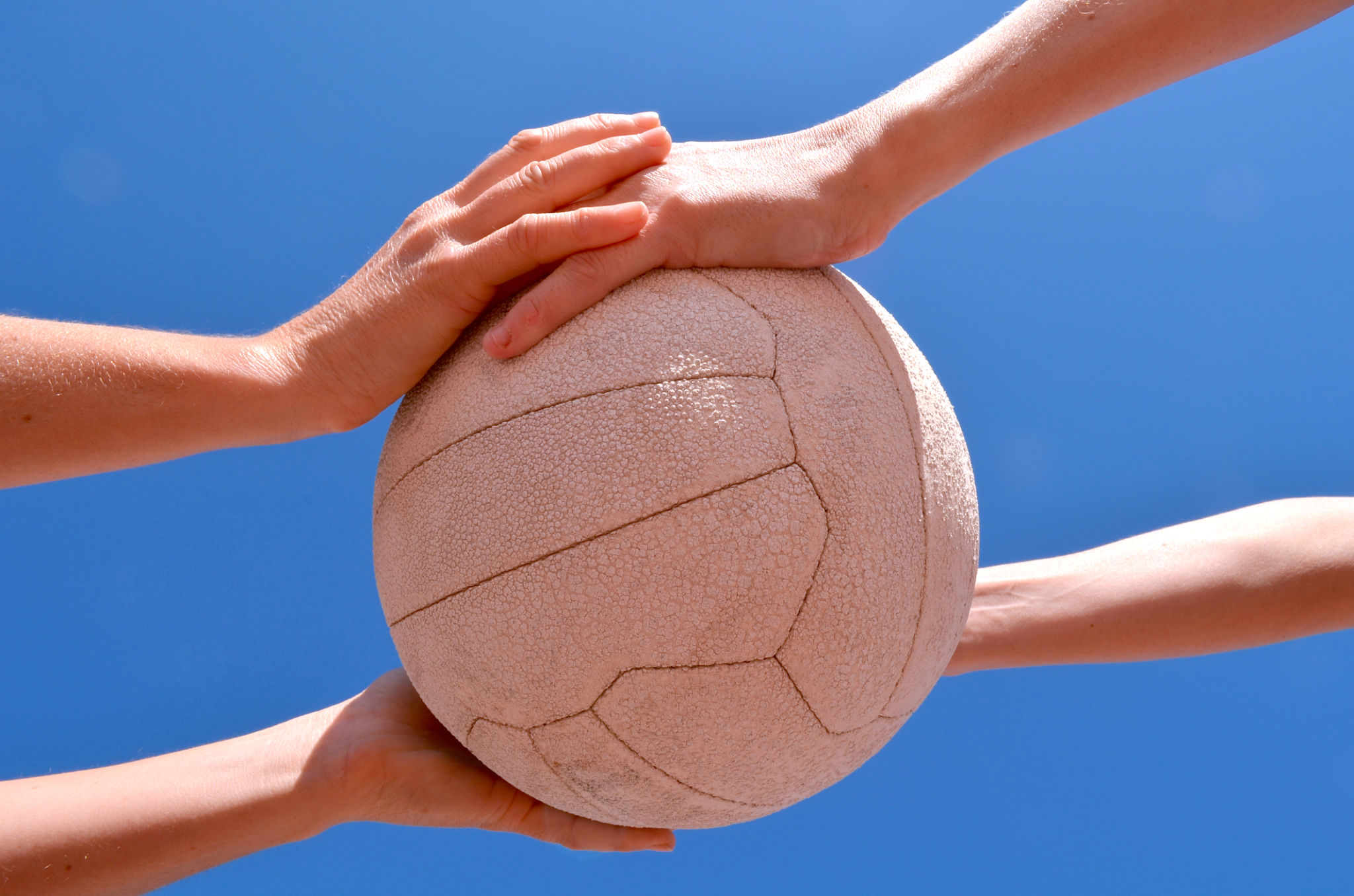 netball player action