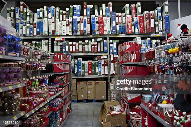 Layaway Counter Layaway Photos and Premium High Res Pictures - Getty Images