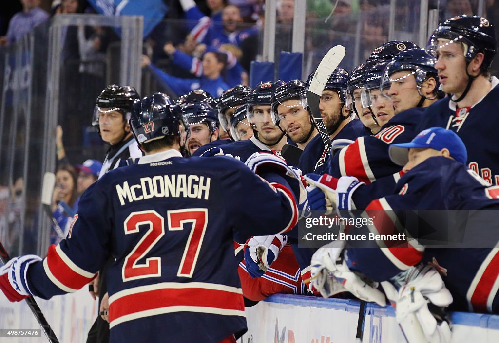 Montreal Canadiens v New York Rangers