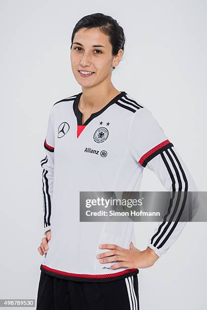 Sara Doorsoun poses during a Germany Women's Portrait Session on November 24, 2015 in Essen, Germany.