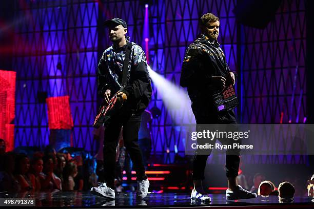 Tapz Singer Tapz Photos and Premium High Res Pictures - Getty Images