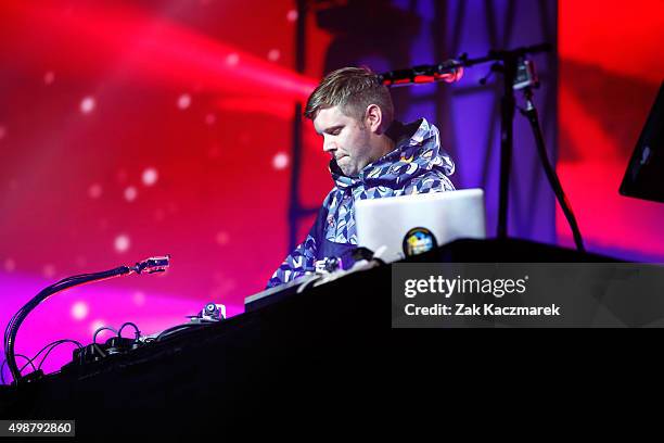 Tapz Singer Tapz Photos and Premium High Res Pictures - Getty Images