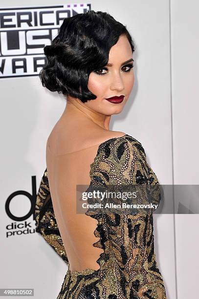 Singer Demi Lovato arrives at the 2015 American Music Awards at Microsoft Theater on November 22, 2015 in Los Angeles, California.