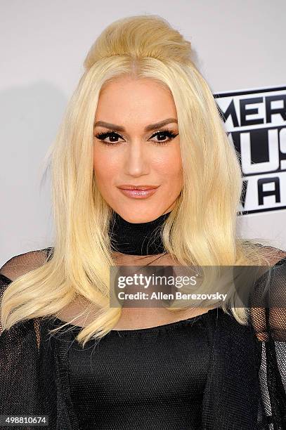 Singer Gwen Stefani arrives at the 2015 American Music Awards at Microsoft Theater on November 22, 2015 in Los Angeles, California.