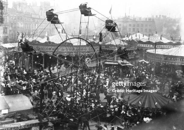Big wheel, Goose Fair, Market Place, Nottingham, Nottinghamshire, 1907. East aspect, looking towards The Exchange from Beastmarket Hill. The Goose...