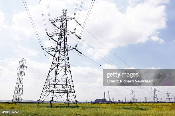 tilbury b power station - electricity pylon stock pictures, royalty-free photos & images