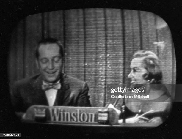 American actress Gloria Swanson appears as the secret guest on a broadcast of Bill Cullen's 'I've Got A Secret' game show, August 24, 1960.