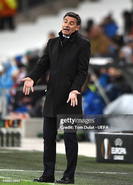 Head coach of Olympique de Marseille Michel gives instructions during the UEFA Europa League match between Olympique de Marseille and FC Groningen at...