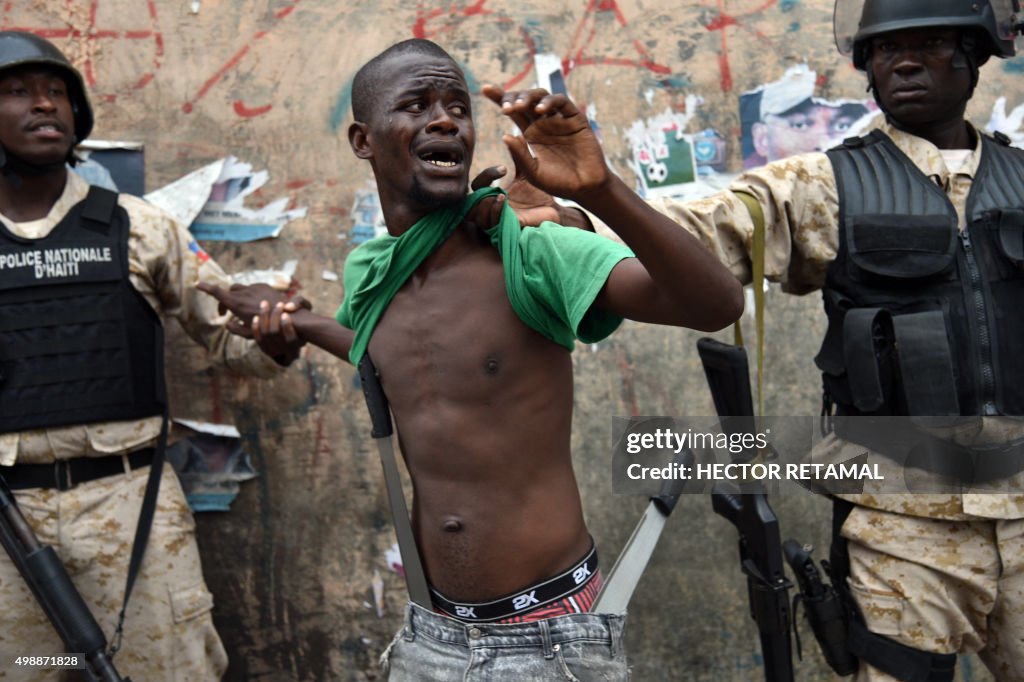 TOPSHOT-HAITI-VOTE-ELECTIONS-PROTEST