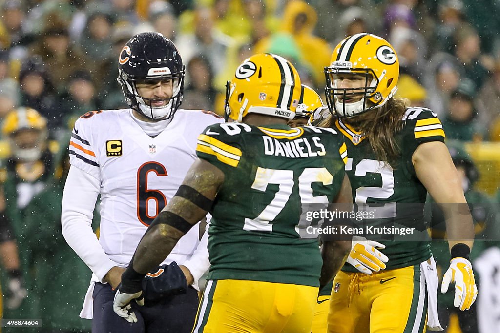 Chicago Bears v Green Bay Packers