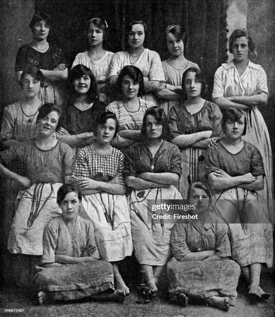 Historical Geography. 1900. Ireland. Girls whose nimble fingers help to make Belfast famous.