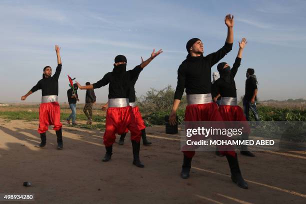 224 Dabke Dance Photos & High Res Pictures - Getty Images