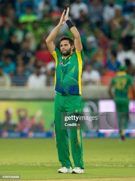 Pakistan Rai Shaid 1,045 T A Shahid Stock Photos, High-Res Pictures, and Images - Getty Images