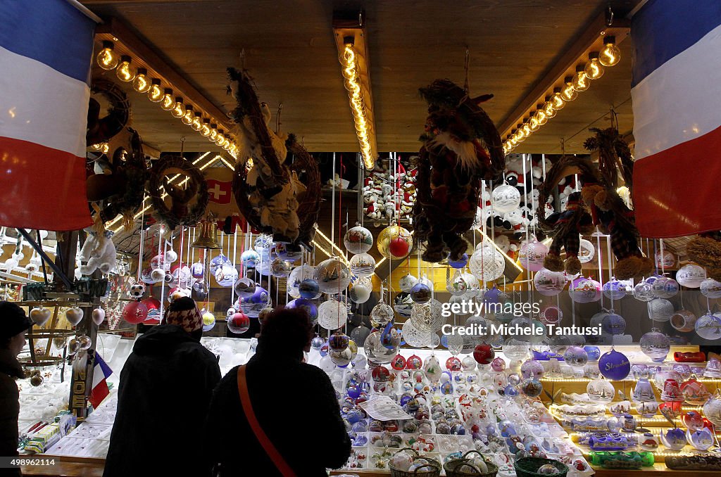 Strasbourg christmas Market Opens Despite Paris Terror Attacks