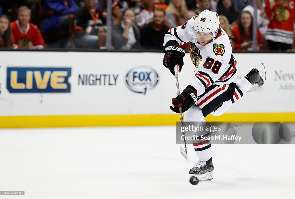 Chicago Blackhawks v Anaheim Ducks