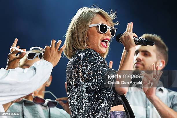 Taylor Swift performs during her '1989' World Tour at ANZ Stadium on November 28, 2015 in Sydney, Australia.