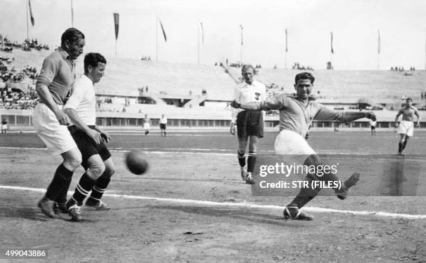 Fifa World Cup Ball 1934 Photos and Premium High Res Pictures Getty