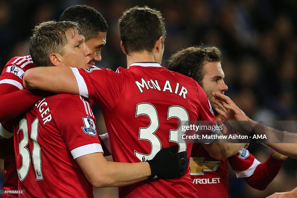 Leicester City v Manchester United - Premier League