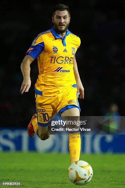 Andre Pierre Gignac of Tigres drives the ball during the quarterfinals second leg match between Chiapas and Tigres UANL as part of the Apertura 2015...