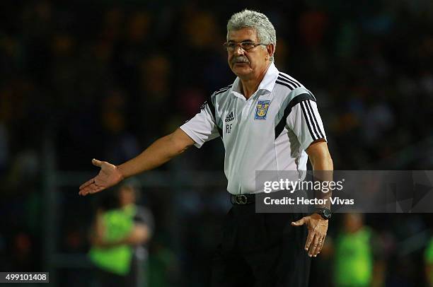 Ricardo Ferretti coach of Tigres gestures during the quarterfinals second leg match between Chiapas and Tigres UANL as part of the Apertura 2015 Liga...