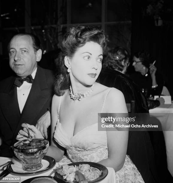 Actress Yvonne De Carlo attends a dinner in Los Angeles, California.
