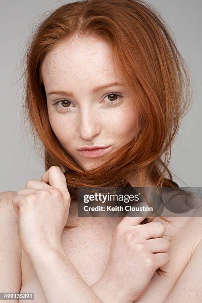 portrait of young woman, hands in hair - young women no clothes stock pictures, royalty-free photos & images