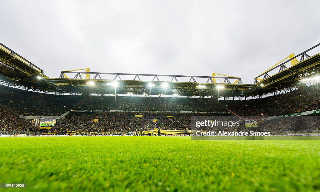 Borussia Dortmund v VfB Stuttgart - Bundesliga