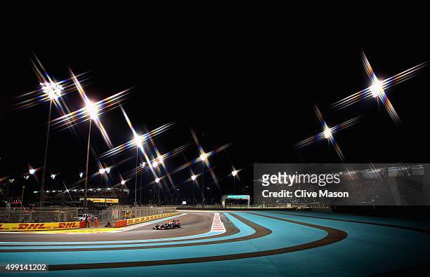 Daniel Ricciardo of Australia and Infiniti Red Bull Racing drives during the Abu Dhabi Formula One Grand Prix at Yas Marina Circuit on November 29,...