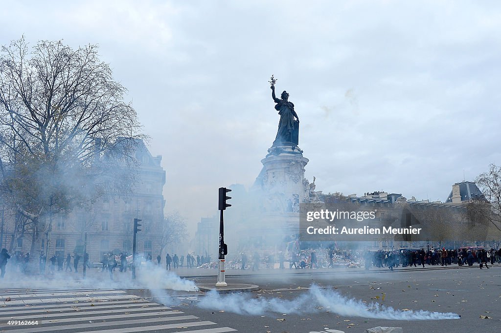 Climate Change Demonstrations Take Place In Paris Ahead of COP21