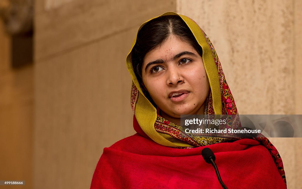 Malala Yousafzai Unveils Her Official Portrait By Nasser Azam