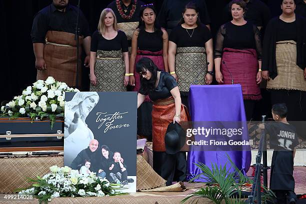 Nadene Lomu and sons Dhyreille and Brayley Lomu as Jonah's casket arrives at the Public Memorial for Jonah Lomu at Eden Park on November 30, 2015 in...