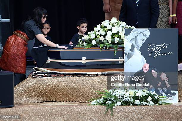 Nadene Lomu and sons Dhyreille and Brayley Lomu as Jonah's casket arrives at the Public Memorial for Jonah Lomu at Eden Park on November 30, 2015 in...