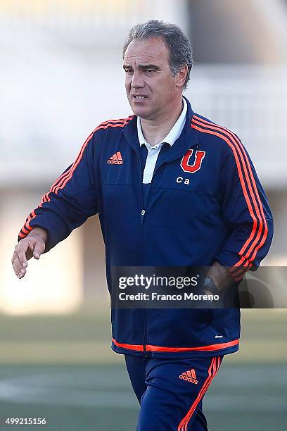 Martin Lasarte head coach of U de Chile looks on during a match between Union La Calera and U de Chile as part of 14 round of Torneo Apertura 2015 at...