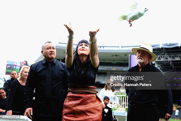 Widow of Jonah Lomu, Nadene Lomu releases a dove at the Public Memorial for Jonah Lomu at Eden Park on November 30, 2015 in Auckland, New Zealand.