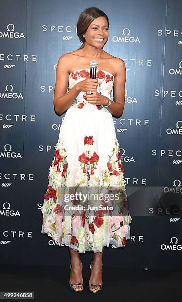 Actress Naomie Harris attends the photocall for the OMEGA "Spectre" on November 30, 2015 in Tokyo, Japan.