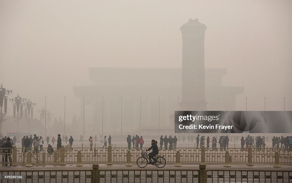 Beijing Blanketed In Heavy Smog