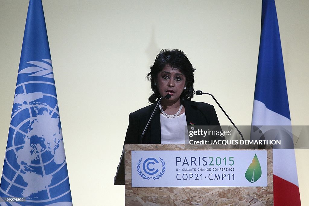 FRANCE-CLIMATE-WARMING-COP21-SPEECHES