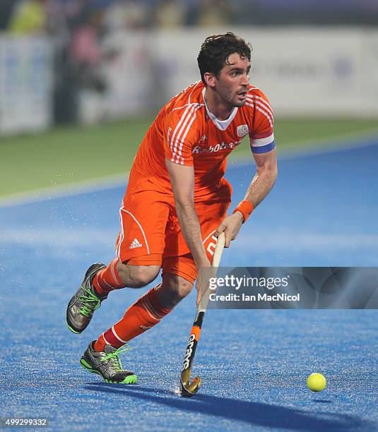 Robert van der Horst captain of Netherlands runs with the ball during the match between Netherlands and India on day four of The Hero Hockey League...