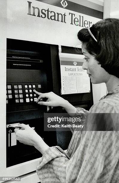 258 Big Push Button Stock Photos, High-Res Pictures, and Images - Getty ...