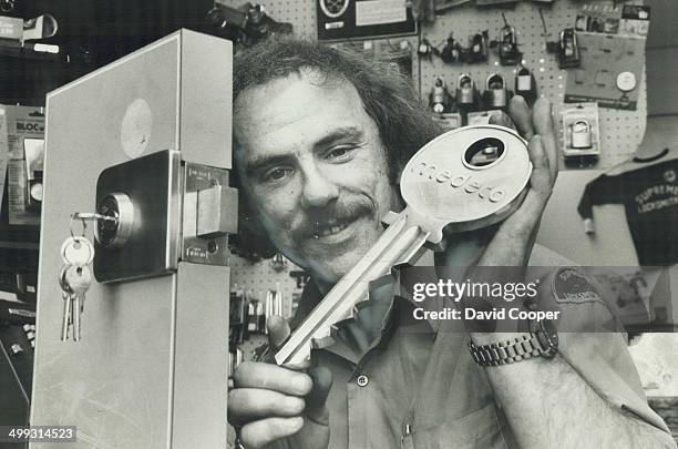 Reid Key 187 Home Key In Door Stock Photos, High-Res Pictures, and Images ...