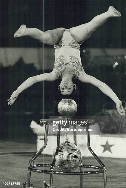 Amazing Balancing 1.155 Lovable Pics Stock Photos, High-Res Pictures, and Images - Getty ...